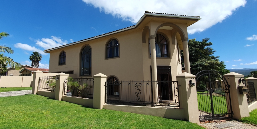 4 Bedroom Property for Sale in Strelitzia Park Eastern Cape